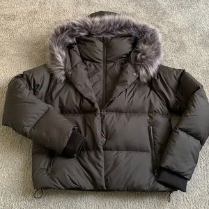 Women’s North Face Puffer Jacket